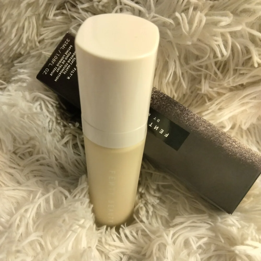 🆕 Fenty Beauty Pro Filt'r Soft Matte Longwear Foundation 105